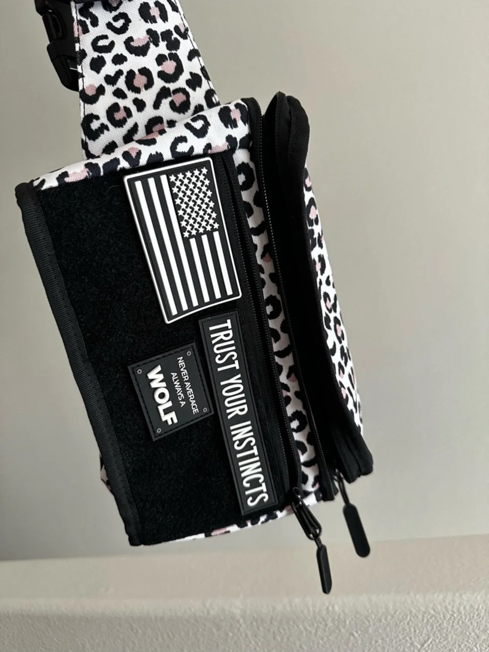 WOLFPAK animal print fanny pack - Picture 5 of 5